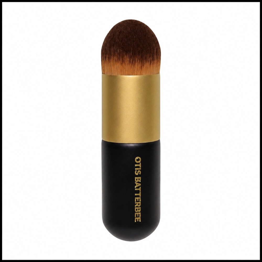 Otis Batterbee Rocket Blender Brush NEW Foundation